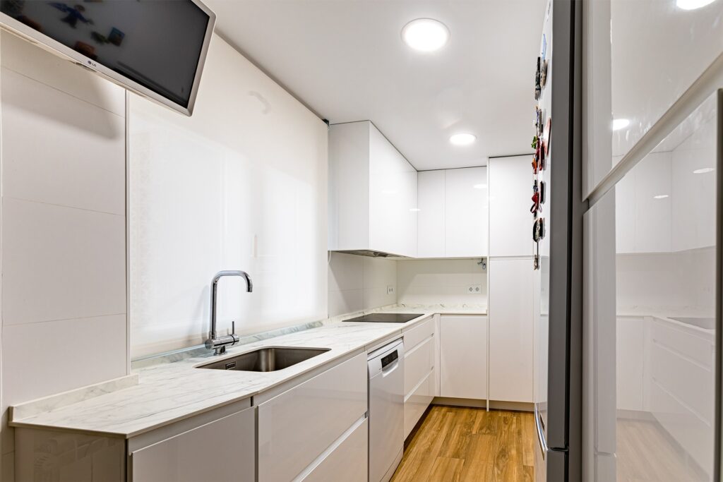 cocinas imbroda paseo extremadura diseño baños